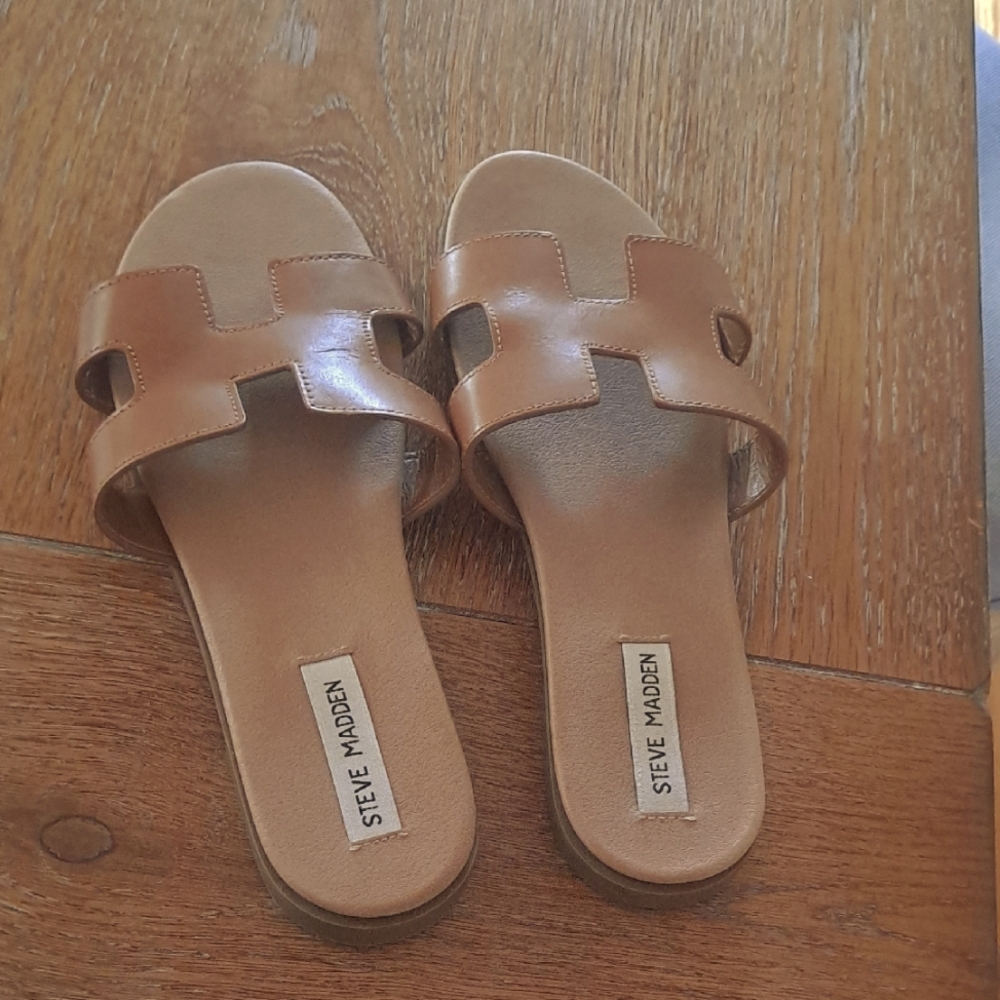 NWOT Steve Madden Tan H-Strap Leather Sandals